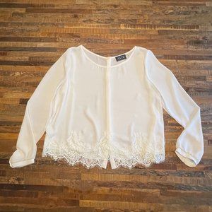 ASTR THE LABEL l Cream Blouse with Lace l Size Medium